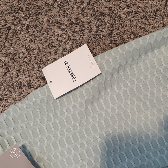 NWT Forever 21 Biker Shorts - Picture 2 of 5